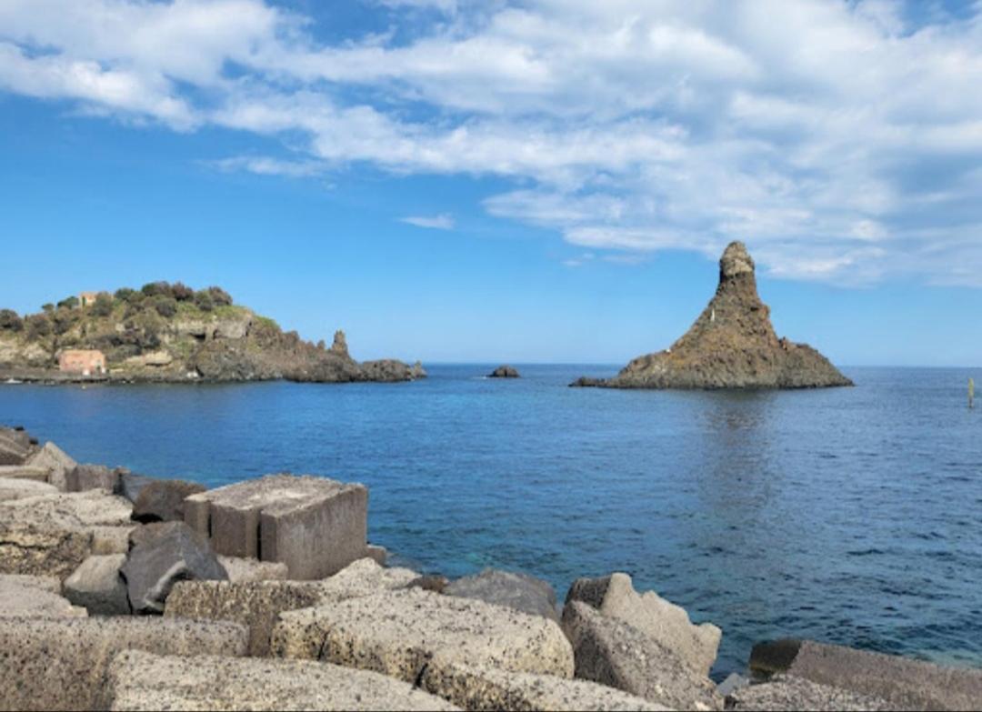 Faraglioni Inn Aci Trezza Esterno foto